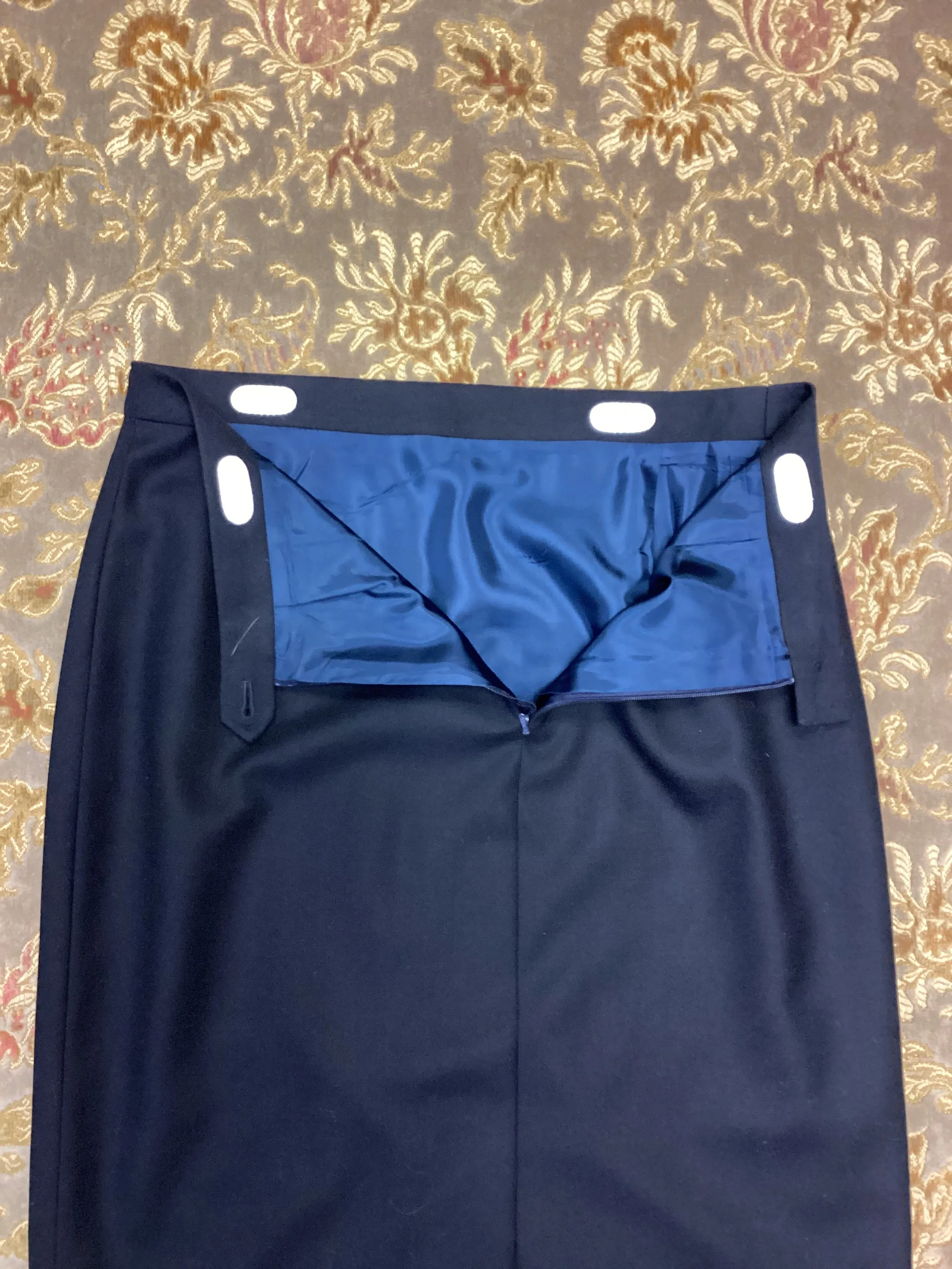 DAKS Signature Vintage Navy Blue Pure Wool Pencil Skirt Size 18