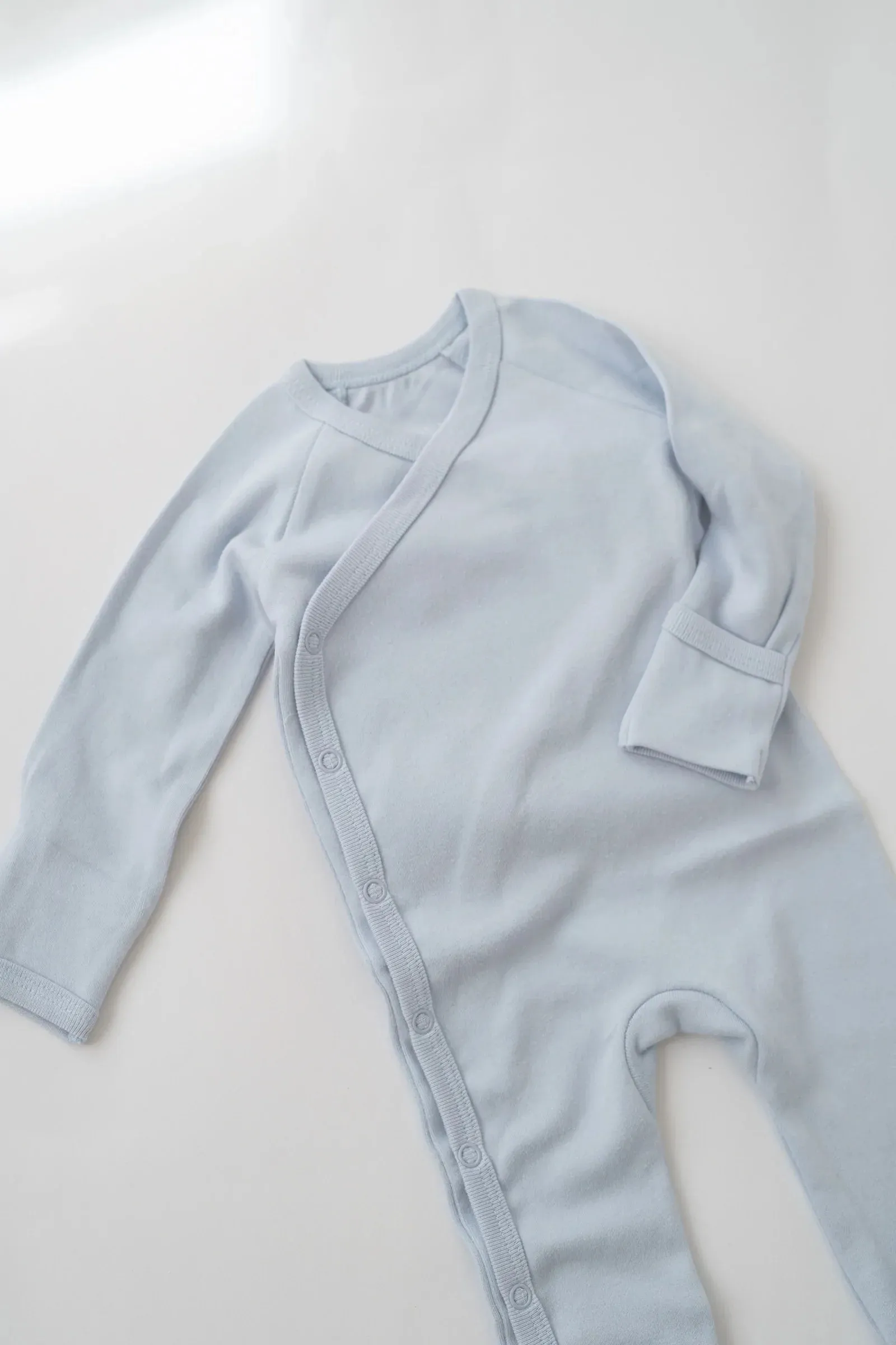 Illoura - Footed Romper (Powder Blue)
