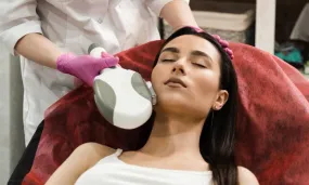 IPL Skin Treatments at Amplif'eyed