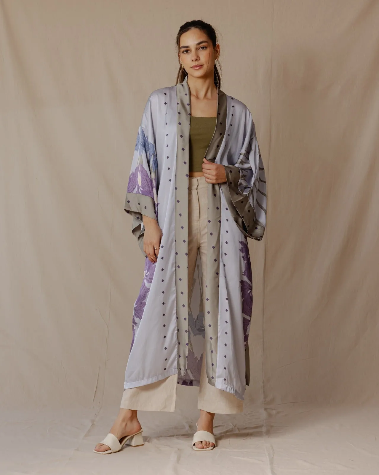 Lilly Garden Satin Kimono Purple X Light Blue