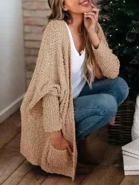 Listicle Cardigan in Cream