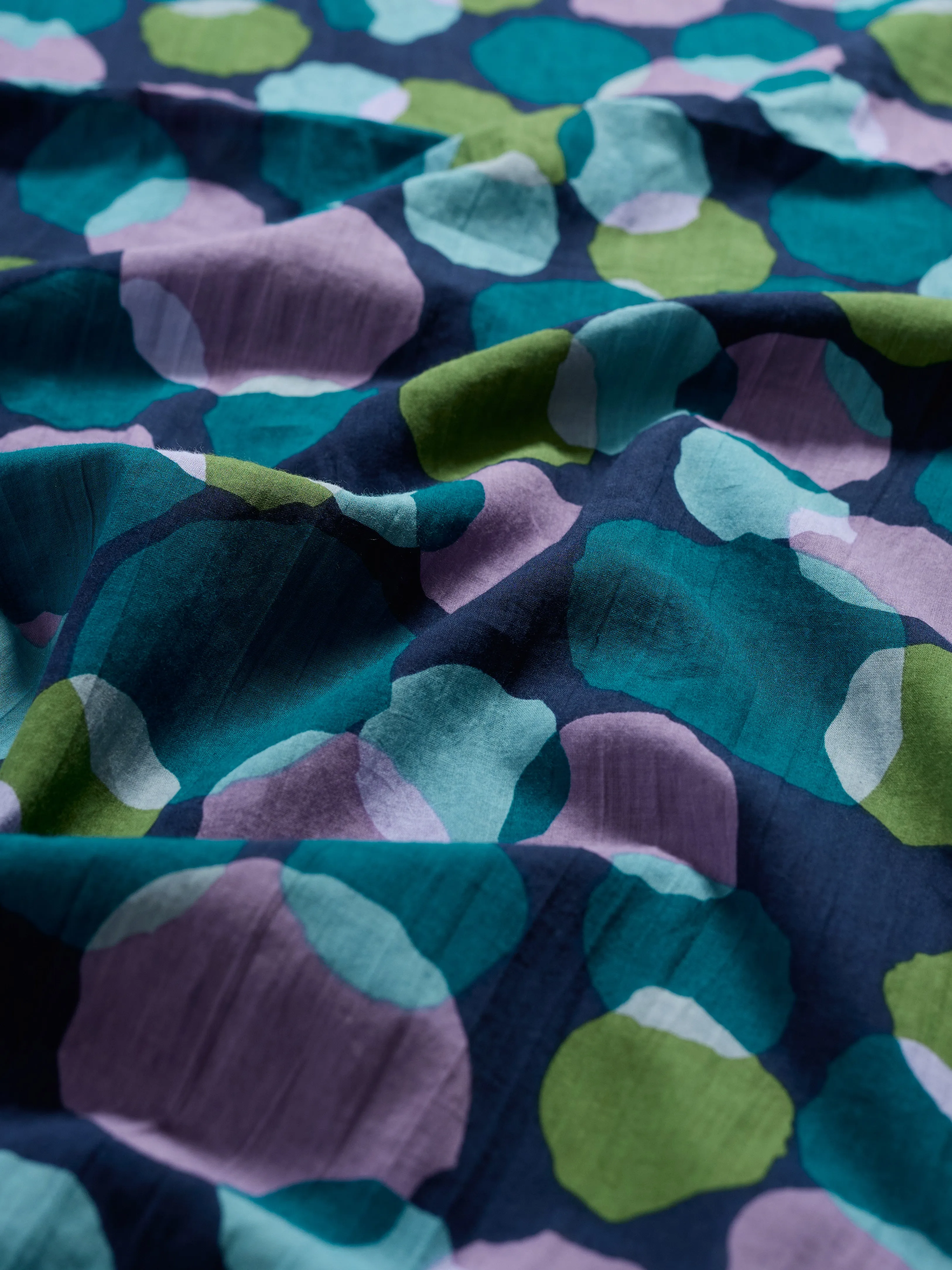 New Everyday Circle Scarf Circle Collage Echium