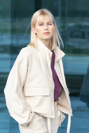 No69a Kragen zu Jacke mit T-Ärmel