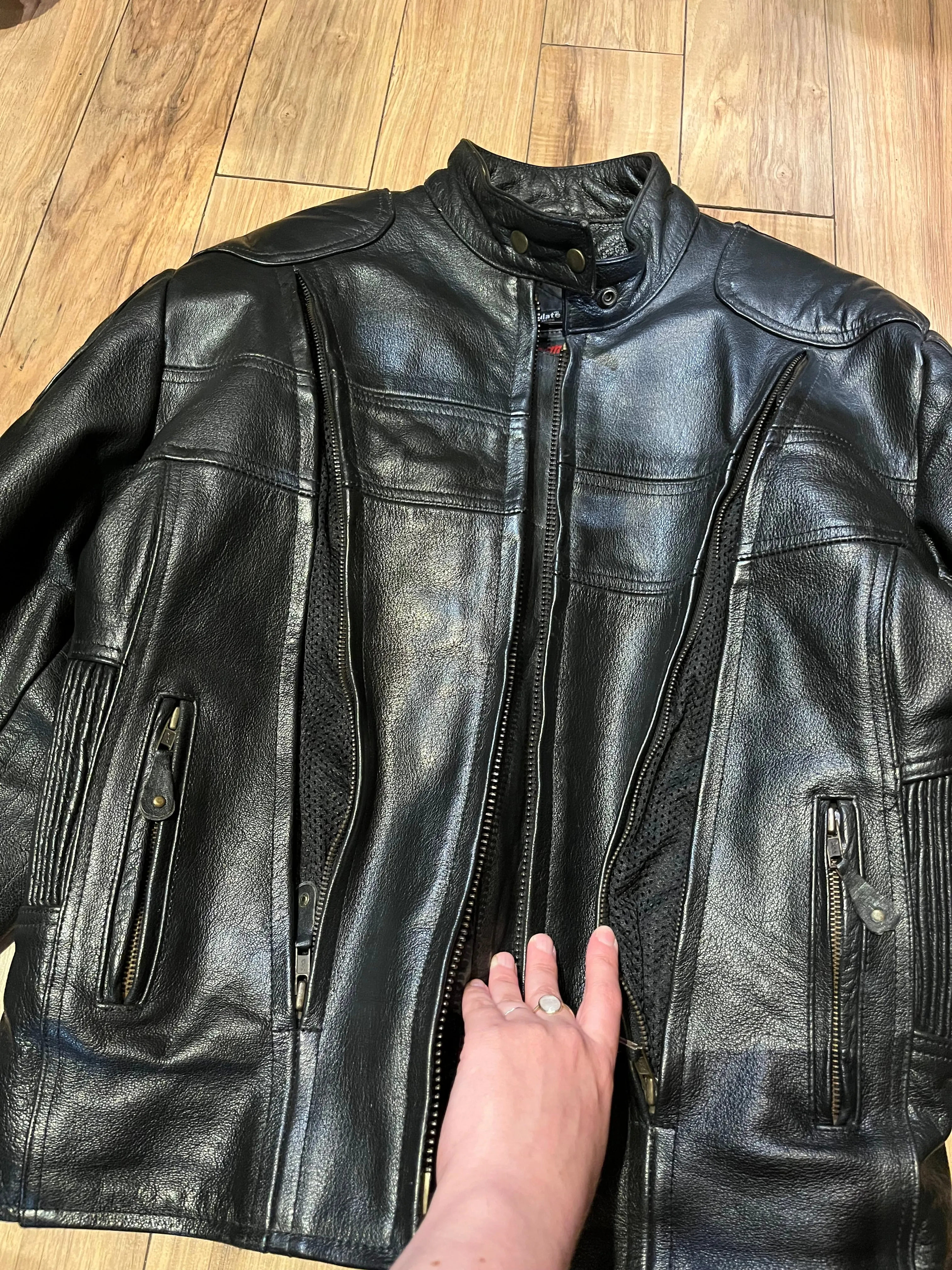 Screamin’ Eagle Black Leather Moto Jacket, Size Large