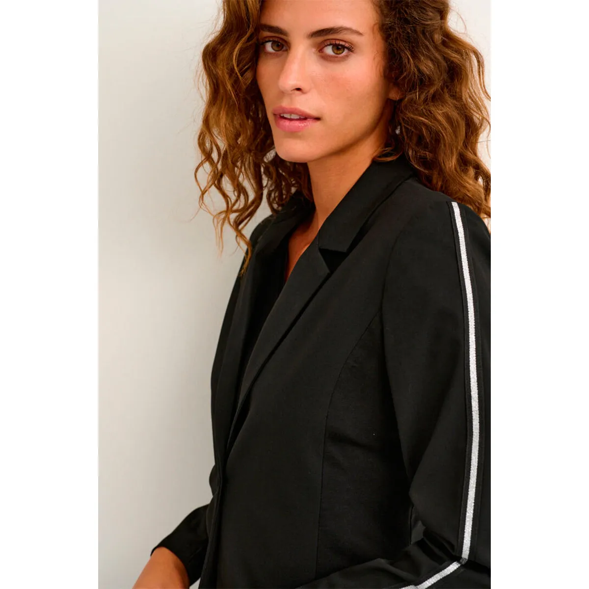 Sharon Jillian blazer black w. silver lurex tape